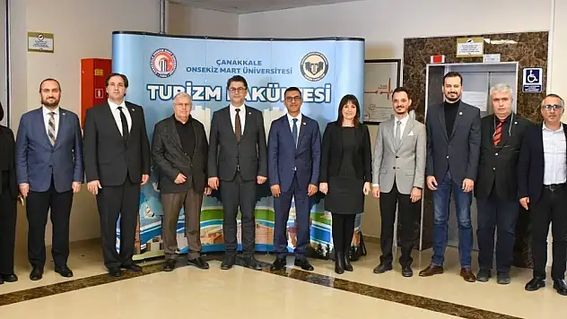ÇOMÜ'de Turizm Fakültesi Dekanlık Devir Teslim Töreni gerçekleştirildi