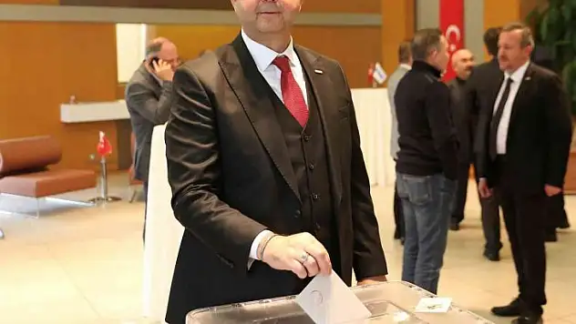 DENİB Başkanı Hüseyin Memişoğlu güven tazeledi
