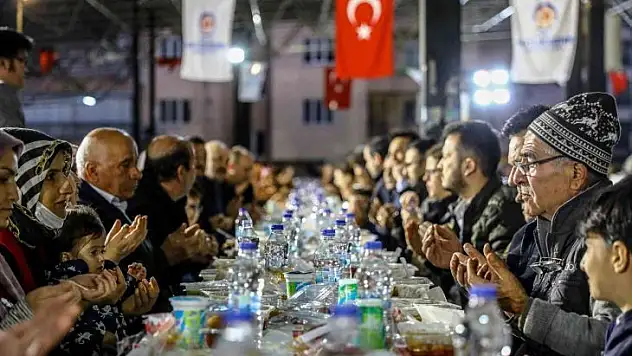 Denizli'de Ramazan ruhunu birlikte yaşanıyor