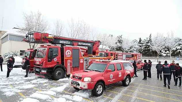 Denizli'den deprem bölgesine destek