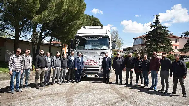 Denizli'nin depremin yıktığı Hatay'a yardımları sürüyor