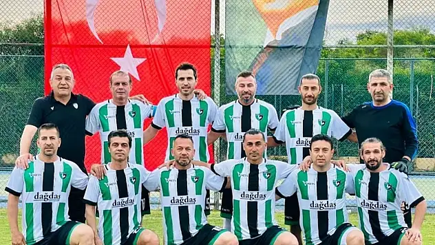 Denizlili Master deprem turnuvasının ilk maçında Darıca'yı 3 golle geçti