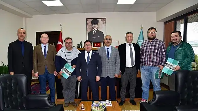 Deprem bölgesinden dönen BAÜN'lü Mühendis Akademisyenlere ödül