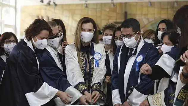 DEÜ, Araştırma Üniversitesi başarısını mensuplarıyla paylaştı