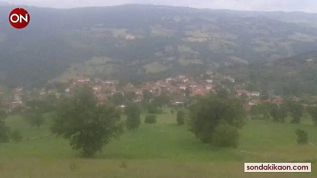 Dursunbey'de bir kişi yıldırım çarpması sonucu hayatını kaybetti