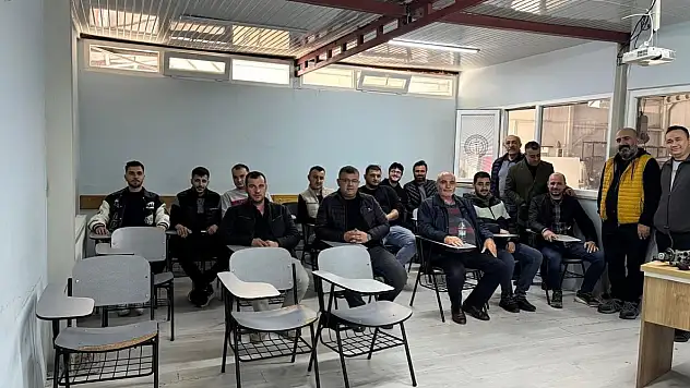 Edremit'te egzoz emisyon ölçüm elemanı kursu tamamlandı