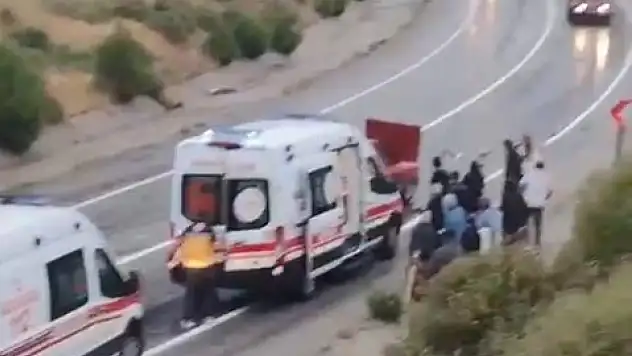 Edremit'te trafik kazası sonrası facianın eşiğinden dönüldü