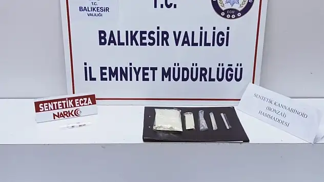 Edremit'te uyuşturucu operasyonu: 2 gözaltı