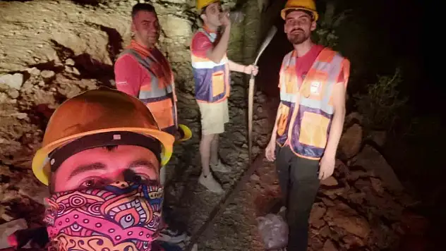 Edremit'te zeytinlik alanda çıkan yangın kontrol altına alındı
