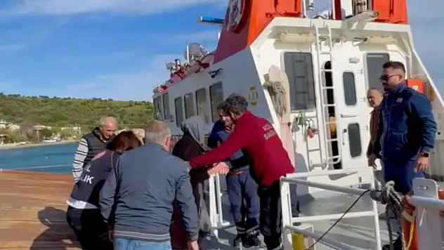 Erdek'te fırtınaya rağmen hasta tahliyesi gerçekleştirildi