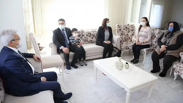 Erdem, havyan dostu Pehlivan'ı unutmadı