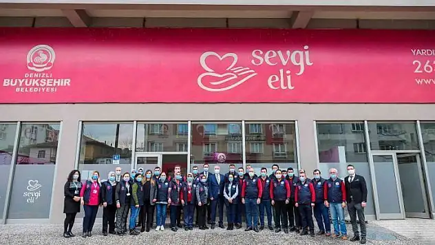 Hayırseverlerden ihtiyaç sahiplerine sevgi eli
