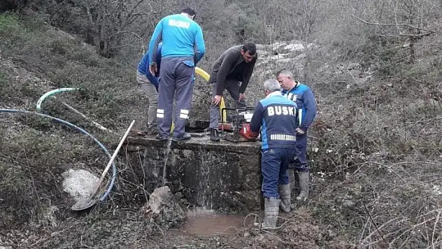 İçme suyu borusundan çıkanı görenler şok oldu