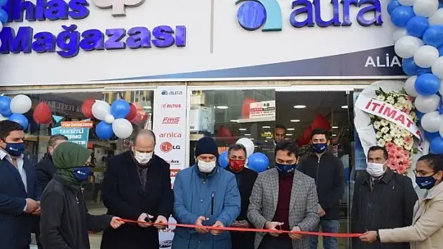 İhlas Pazarlama 108'inci mağazasını Aliağa'da açtı