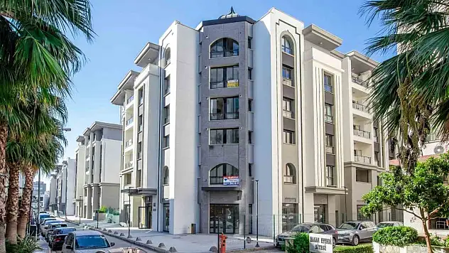İzmir'de 365 gün içinde deprem yaraları sarıldı