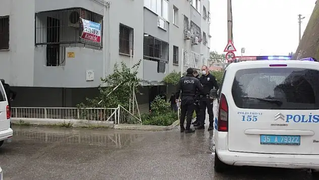 İzmir'de apartman boşluğuna düşen yaşlı adam öldü