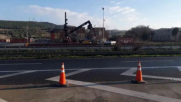 İzmir'de tırın çarptığı yaya hayatını kaybetti