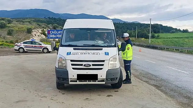 Jandarmadan servis araçlarına denetim