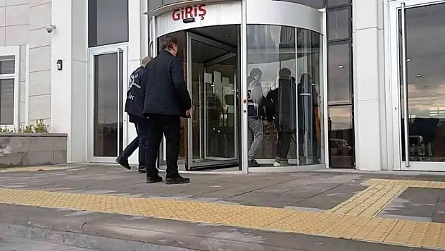 Kablo hırsızları Gemlik'te yakalandı