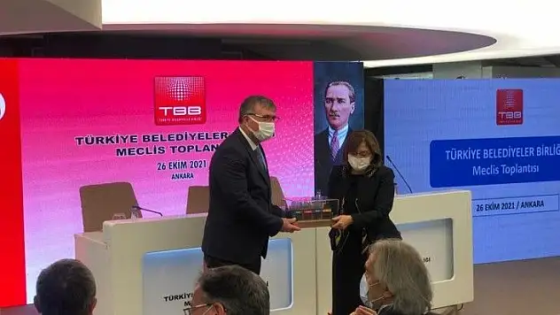 Kepsut Belediyesi'nin projesine büyük ödül