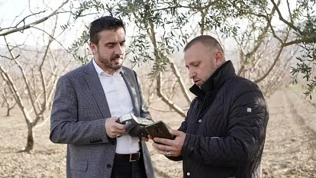 Kestel Belediyesi'nden tarlada toprak tahlili