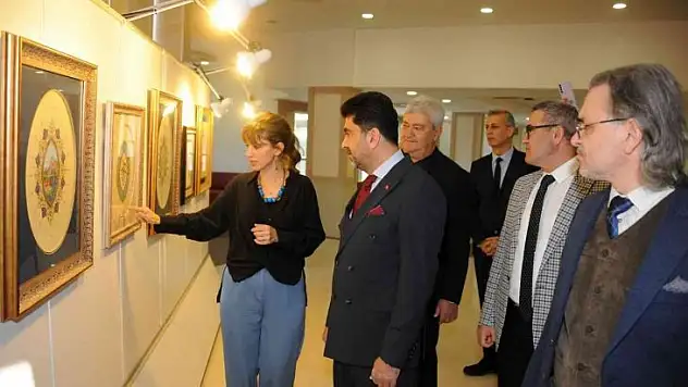 Keyf-i Ahşap ve Tezhip Sergisi AKM'de sanatseverleri bekliyor