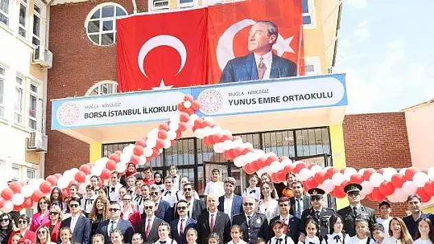 Köyceğiz'de 23 Nisan Ulusal Egemenlik ve Çocuk Bayramı kutlandı