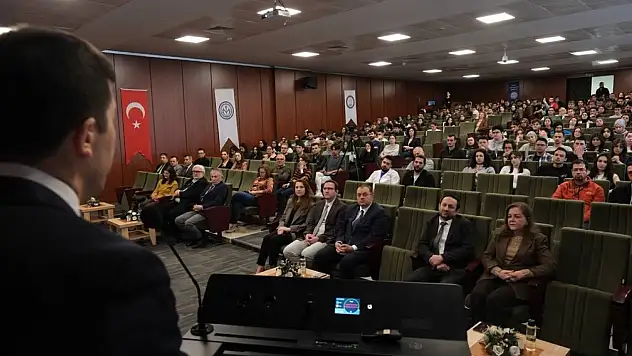 KSBÜ ve Kütahya İl Sağlık Müdürlüğü'nden kolon kanseri farkındalık etkinliği