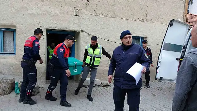 Kütahya'da cinayet: Eşini ve aralarında ilişki olduğunu iddia ettiği şahsı öldürdü