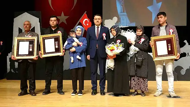 Kütahya'da Devlet Övünç Madalyası ve Beratı Tevcih töreni