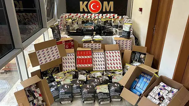 Kütahya'da kaçak tütün ve sigara operasyonu