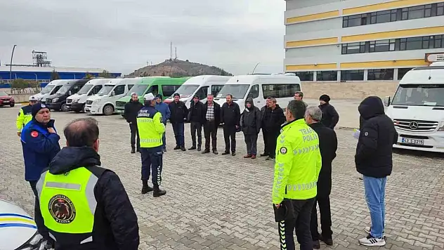 Kütahya'da okul servis araçlarına yönelik denetimler sürüyor
