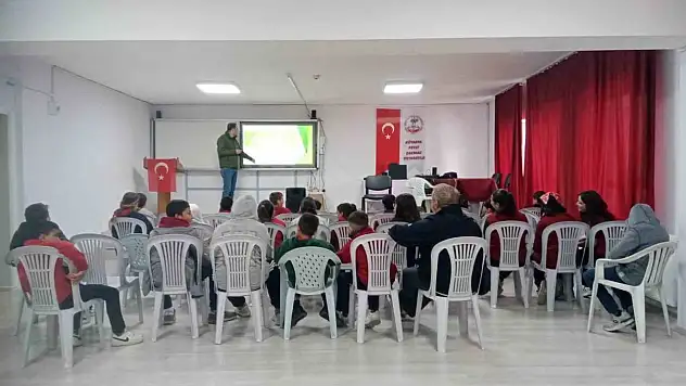 Kütahya DKMP'den öğrencilere biyolojik çeşitlilik, biyokaçakçılık ve yaban hayatı eğitimi