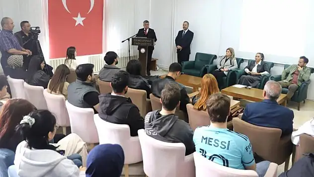 Kütahyalı Evliya Çelebi'nin doğumunun 414. yılı anısına panel