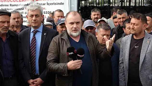 Kütahyalı üreticilerden belediyeye kurban pazarı tepkisi: 'Yüzde 600 zam kabul edilemez'