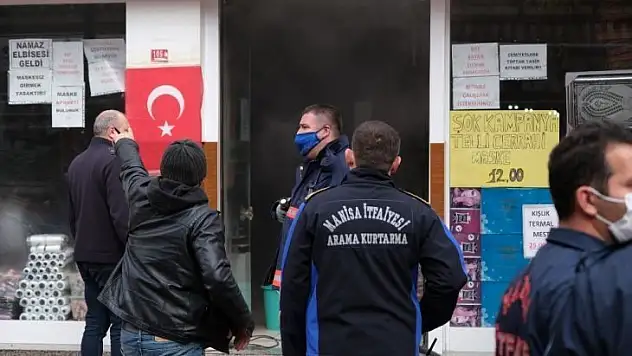 Manisa'da iş yerinde çıkan yangın korkuttu