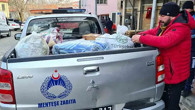Menteşe Belediyesi deprem yardımlarını adreslerinden alıyor