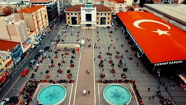 Mudanya'dan küçük, Ardahan'dan büyük