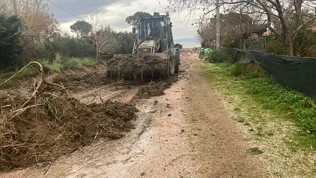 Ocaklar'da dere ıslah çalışmaları başladı
