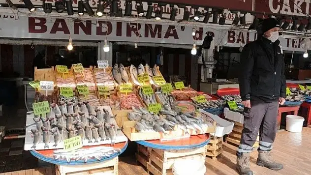 (Özel) Balıkçılar satışlardan memnun, fiyatlardan memnun değil
