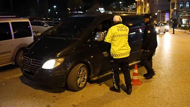 (Özel) Bandırma'da 'Türkiye güven huzur' uygulaması