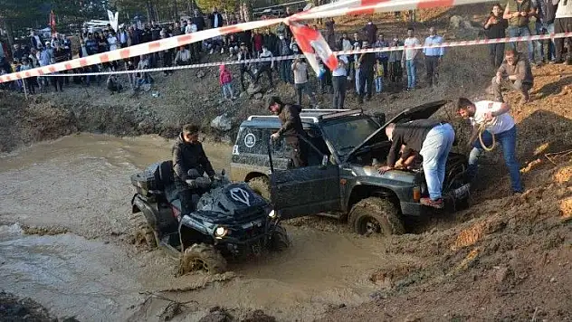 (ÖZEL) Başkan Yavaş'ın imdadına ATV aracı yetişti