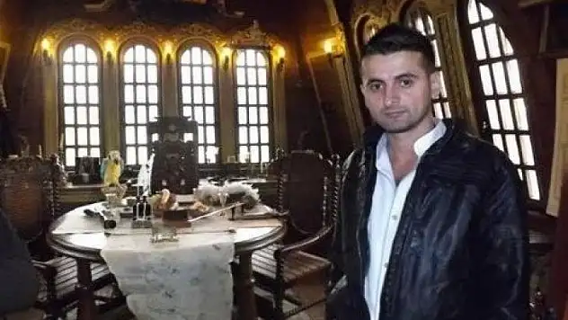 Park halindeki araca arkadan gelen araç çarptı: 1 ölü