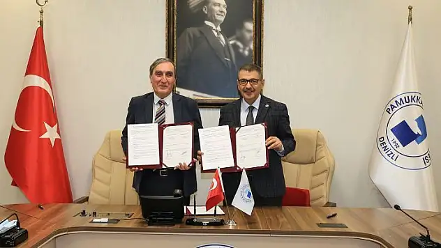 PAÜ öğrencilerine staj imkanı sağlayan imza