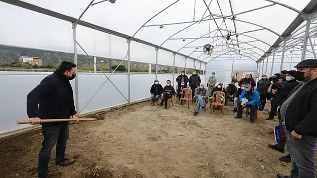 Selçuk Belediyesinden üreticilere toprak analizi desteği