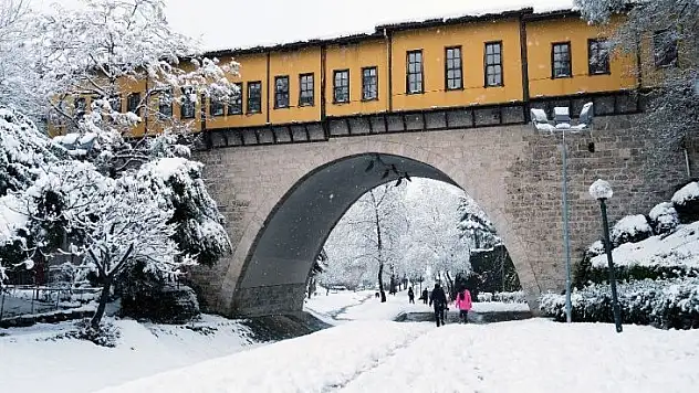 Sessiz ve karlı Bursa'dan muhteşem manzaralar