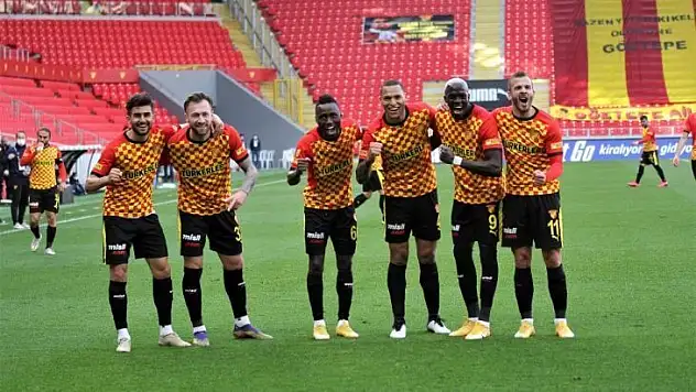 Süper Lig: Göztepe: 3 - Gençlerbirliği: 0 (ilk yarı)