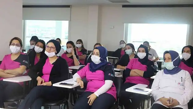 Tekden Hastanesi, Kanser Haftasında hastane personeline seminer verdi