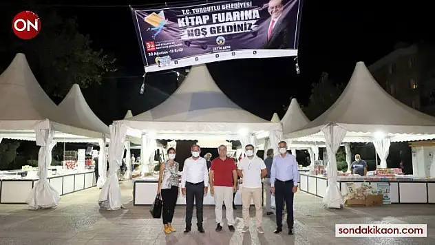 Turgutlu Belediyesinin Kitap Fuarına yoğun ilgi