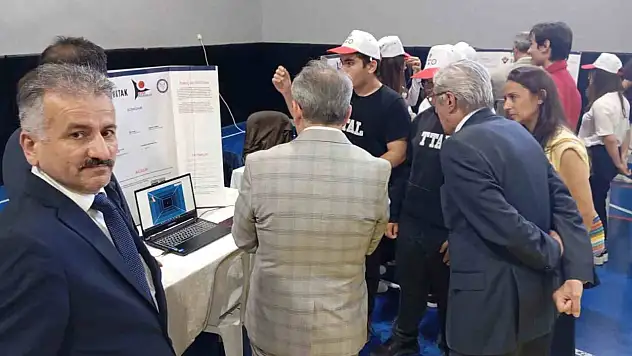 Turhan Tayan Anadolu Lisesi'nde Bilim Fuarı heyecanı